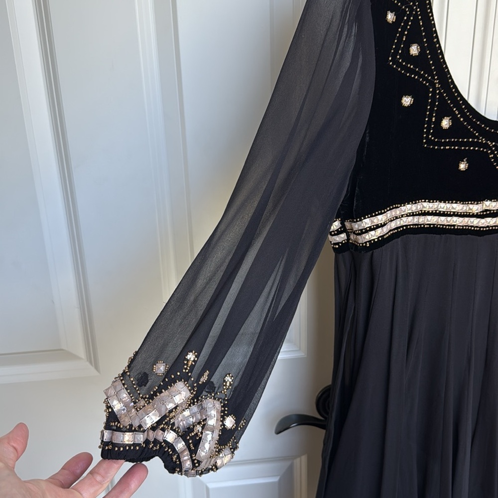 Vintage Collection silk & velvet sequined mini-dress - size medium - Picture 7 of 8